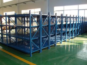 深圳某電子廠(chǎng)輕、中貨架